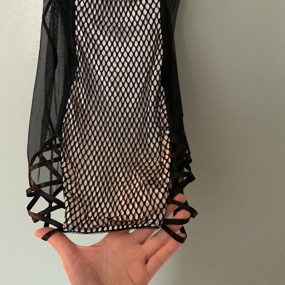 Victoria’s Secret Lace up nighty & thong - Picture 2 of 10